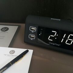 The Westbridge Hotel удобства в номере