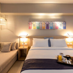 Oakwood Hotel Journeyhub Phuket Патонг в номере
