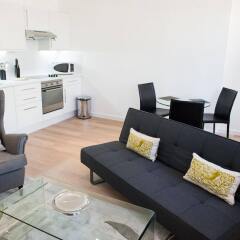 Отель West End One комната для гостей фото 4