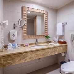 Alva Donna Exclusive Hotel & Spa – All Inclusive Богазкент ванная фото 2