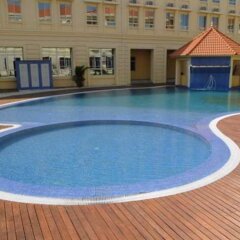 Hotel Victoria Garden бассейн
