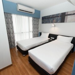 Отель Citadines Bangkok Sukhumvit 11 Бангкок сейф в номере