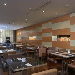 Hotel Eurostars Monte Real гостиничный бар