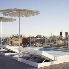 Yurbban Trafalgar Hotel бассейн фото 2