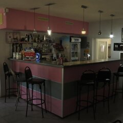 Отель Hanovete Hotel Болгария, Шумен - отзывы, цены и фото номеров - забронировать отель Hanovete Hotel онлайн гостиничный бар