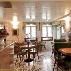 Moderno Hotel гостиничный бар