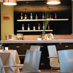 Idea Hotel Plus Savona гостиничный бар