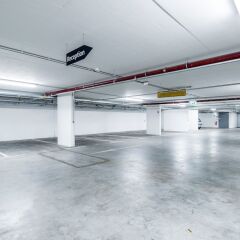 Отель Holiday Inn Express Berlin City Centre парковка