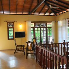 Mahakumara White House Hotel интерьер отеля