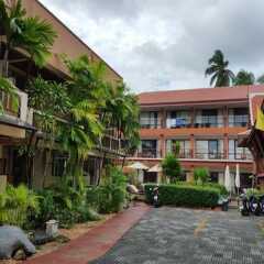 Отель Grand Thai House Resort парковка