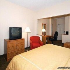 Отель Comfort Suites Hilliard Хиллиард фото 2