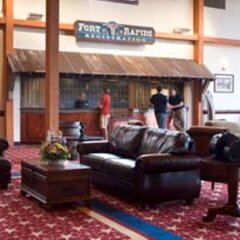 Отель Fort Rapids Indoor Waterpark Resort Колумбус интерьер отеля
