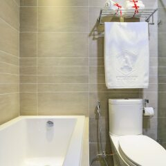 Отель Aurora Serviced Apartments - Adults Only Вьетнам, Хошимин - отзывы, цены и фото номеров - забронировать отель Aurora Serviced Apartments - Adults Only онлайн ванная фото 2