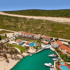 Antmare Hotel Чешме спортивное сооружение
