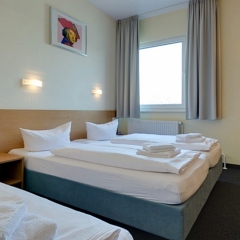 Отель Familienhotel Citylight Berlin Германия, Берлин - отзывы, цены и фото номеров - забронировать отель Familienhotel Citylight Berlin онлайн сейф в номере