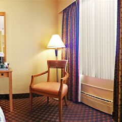 Отель Howard Johnson Hotel by Wyndham Vancouver Downtown Канада, Ванкувер - отзывы, цены и фото номеров - забронировать отель Howard Johnson Hotel by Wyndham Vancouver Downtown онлайн удобства в номере фото 2
