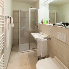 Отель Pandion Boardinghouse Германия, Мюнхен - отзывы, цены и фото номеров - забронировать отель Pandion Boardinghouse онлайн ванная