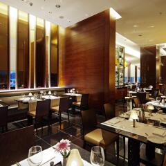 Отель Hilton Baku питание