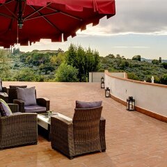 Villa Tolomei Hotel & Resort пляж