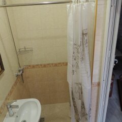 Гостиница Livadiya Guest House в Анапе отзывы, цены и фото номеров - забронировать гостиницу Livadiya Guest House онлайн Анапа ванная фото 2