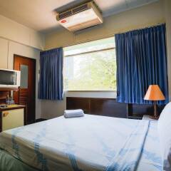 Отель Ruamchitt Travelodge Бангкок комната для гостей фото 4