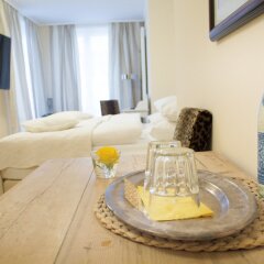 Das Kleine Hotel In Munchen Мюнхен в номере