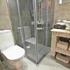 Achilleos City Hotel ванная