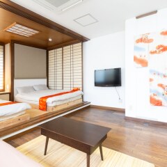 Отель GUESTHOUSE HAKOZAKI GARDEN - Hostel Япония, Фукуока - отзывы, цены и фото номеров - забронировать отель GUESTHOUSE HAKOZAKI GARDEN - Hostel онлайн комната для гостей фото 5