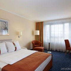 Отель Holiday Inn Stuttgart, an IHG Hotel Германия, Штутгарт - 1 отзыв об отеле, цены и фото номеров - забронировать отель Holiday Inn Stuttgart, an IHG Hotel онлайн комната для гостей фото 3