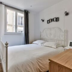 Отель 18 - Luxury Parisian Home Montorgueil 2 Франция, Париж - отзывы, цены и фото номеров - забронировать отель 18 - Luxury Parisian Home Montorgueil 2 онлайн комната для гостей фото 5