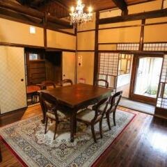 Отель Machiya Inn Omihachiman Омихатиман в номере фото 2