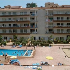 Отель Apartamentos Lotus Испания, Бланес - отзывы, цены и фото номеров - забронировать отель Apartamentos Lotus онлайн пляж