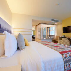 Pattaya Sea View Hotel комната для гостей фото 6