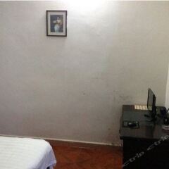 Отель Xifu Hostel Китай, Чжуншань - отзывы, цены и фото номеров - забронировать отель Xifu Hostel онлайн сейф в номере