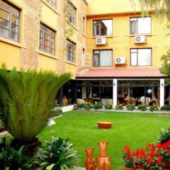 Отель Ambassador Garden Home Непал, Катманду - отзывы, цены и фото номеров - забронировать отель Ambassador Garden Home онлайн фото 7