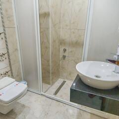 Grand Ruya Hotel Турция, Чешме - 1 отзыв об отеле, цены и фото номеров - забронировать отель Grand Ruya Hotel онлайн ванная