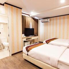 J&Y Hotel Бангкок фото 7