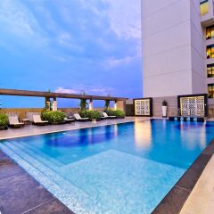 Отель The Lalit Jaipur с домашними животными