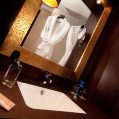 Ayre Hotel Astoria Palace ванная