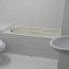 Thap Nhat Phong Hotel ванная