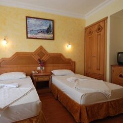 Paşa Garden Beach Hotel сейф в номере
