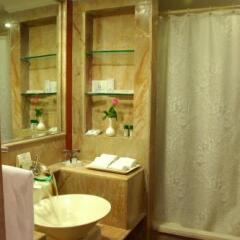 Noor-Us-Sabah Palace in Bhopal, India from 97$, photos, reviews - zenhotels.com bathroom