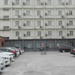Отель Home Inn Xinxiang Xinfei Avenue Branch парковка