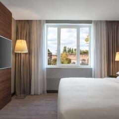Гостиница Sheraton Nizhny Novgorod Kremlin Стандартный номер с двуспальной кроватью фото 4
