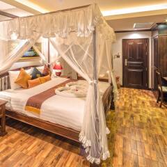 Tanawan Phuket Hotel комната для гостей