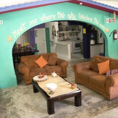 Отель The Mermaid Hostel Downtown - Adults Only Мексика, Канкун - отзывы, цены и фото номеров - забронировать отель The Mermaid Hostel Downtown - Adults Only онлайн гостиничный бар
