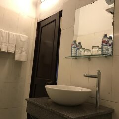 Отель Uptown Hoi An Hotel Вьетнам, Хойан - отзывы, цены и фото номеров - забронировать отель Uptown Hoi An Hotel онлайн ванная фото 2