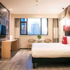The Tang Dynasty Hotel Downtown Сиань фото 9