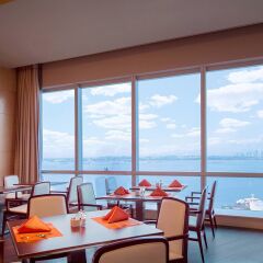 Отель DoubleTree by Hilton Hotel Xiamen - Wuyuan Bay Китай, Сямынь - отзывы, цены и фото номеров - забронировать отель DoubleTree by Hilton Hotel Xiamen - Wuyuan Bay онлайн питание фото 3