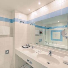 Отель Mercure Düsseldorf City Center ванная